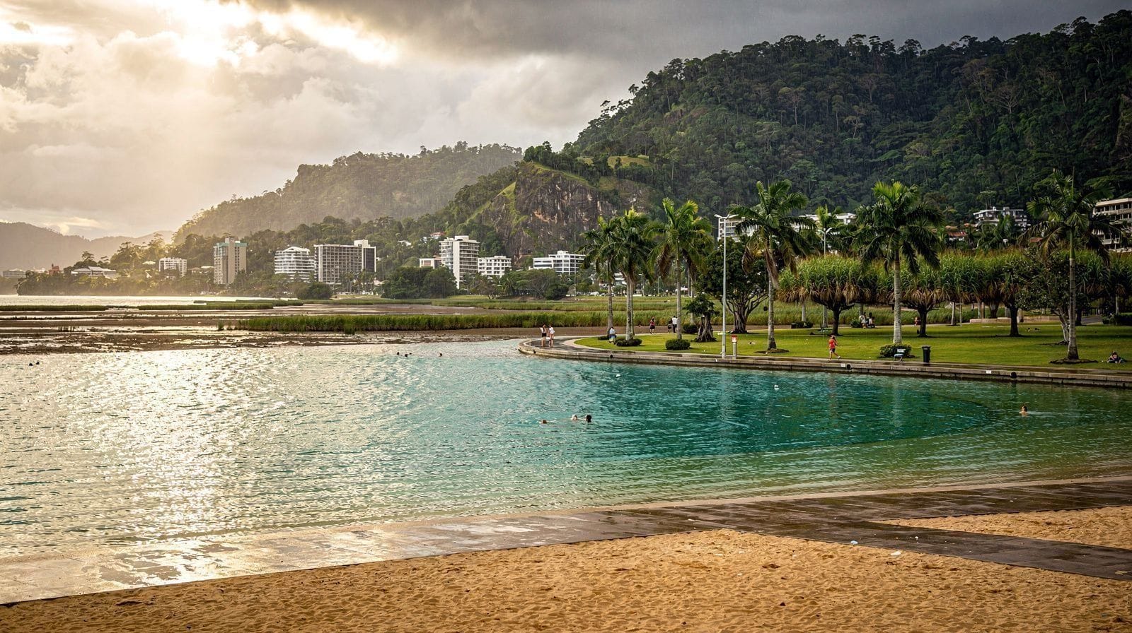 A Rainy Day in Cairns: What Actually Works