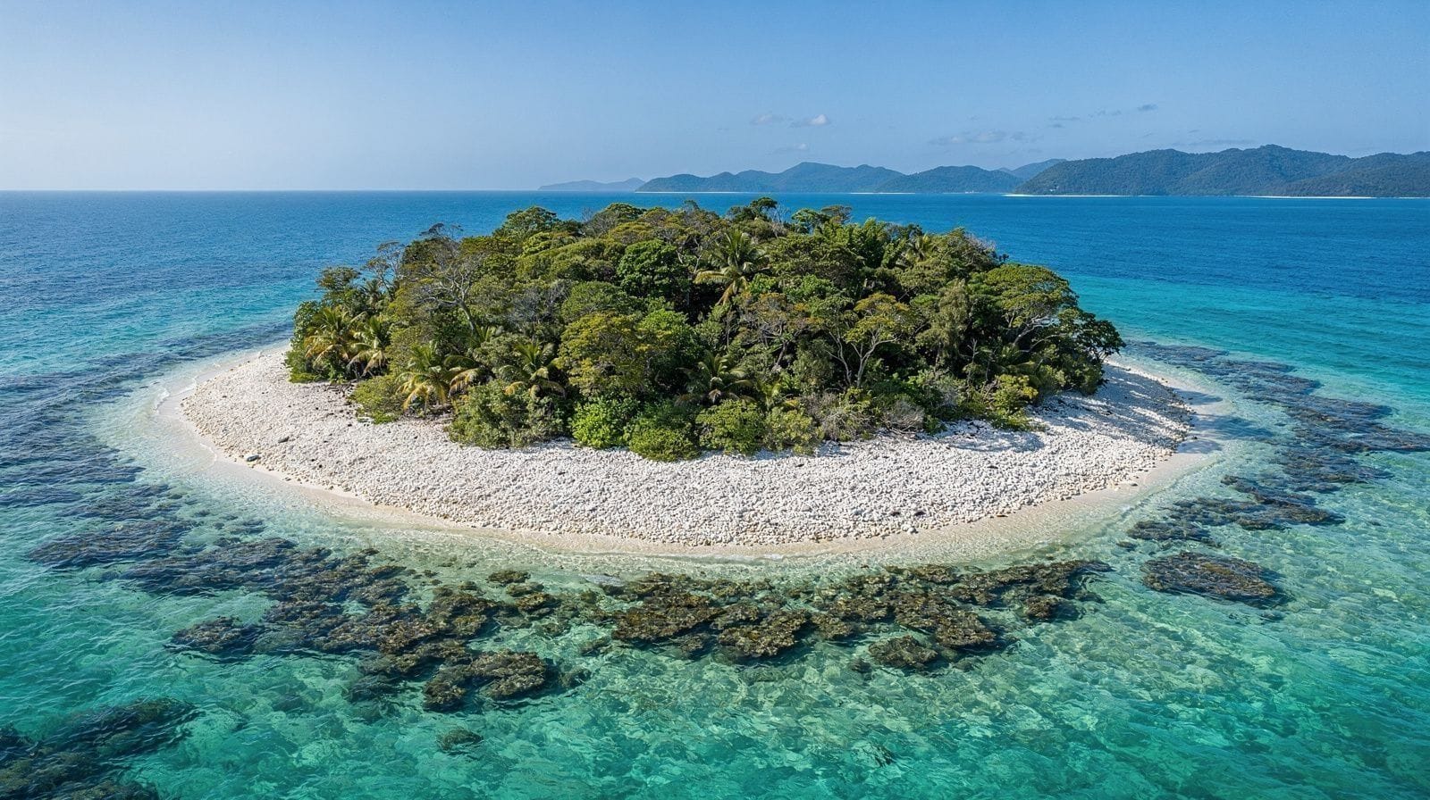 Green Island: Cairns' Rainforest Coral Cay
