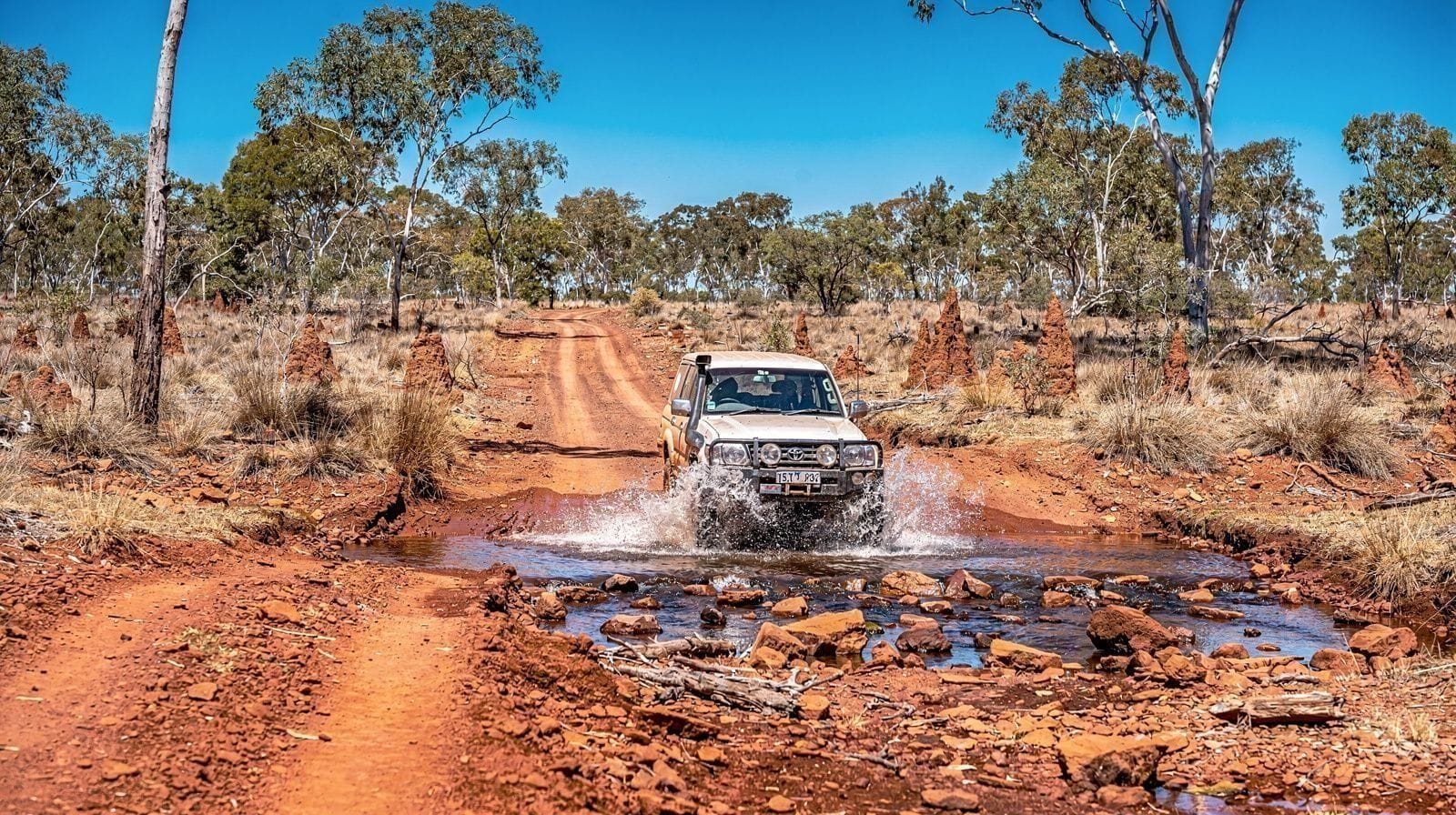 4WD Tours from Cairns: Chillagoe, Undara and the Outback