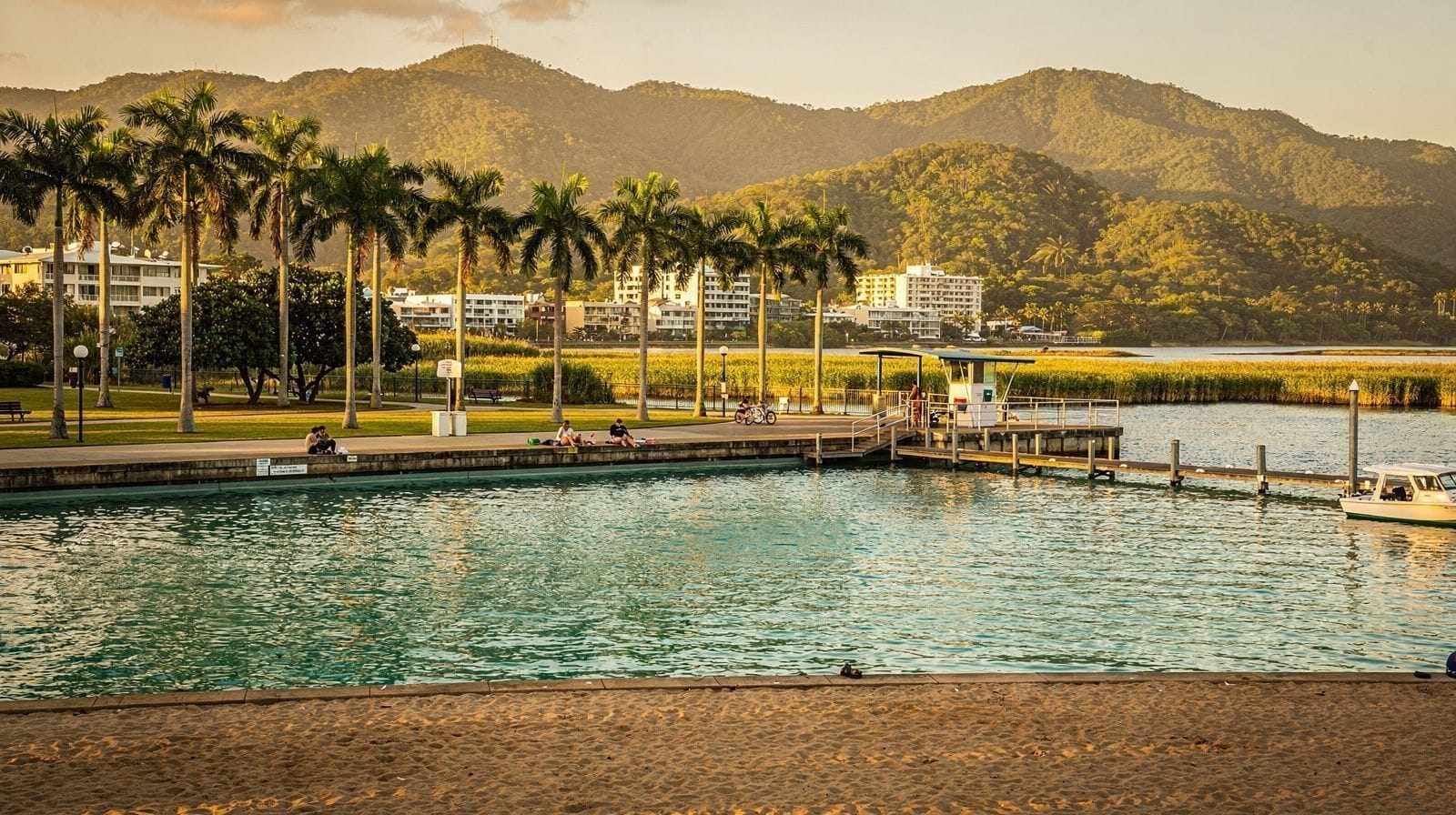 How Many Days Do You Need in Cairns?